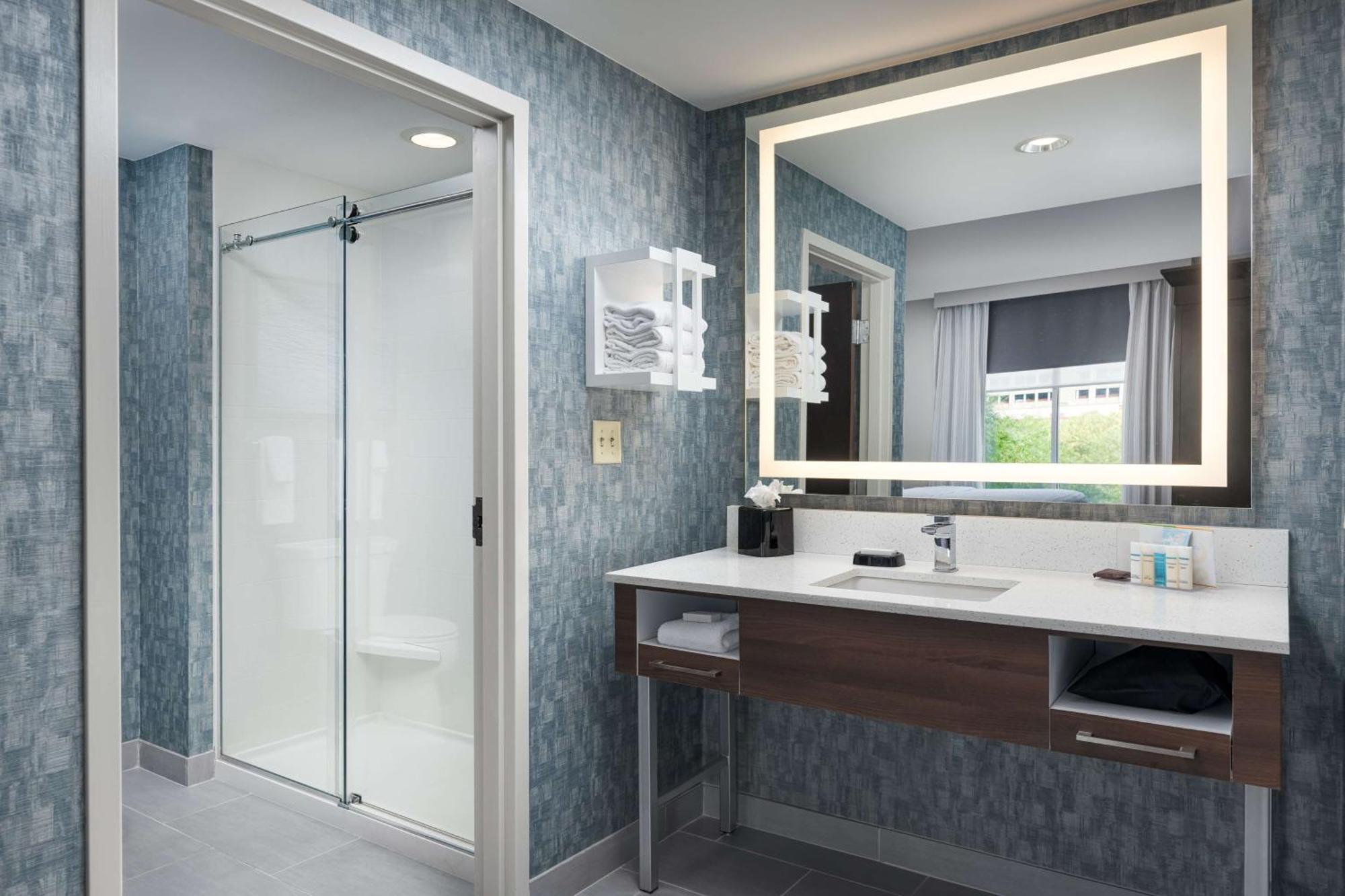 Hampton Inn & Suites Chattanooga Downtown Bagian luar foto