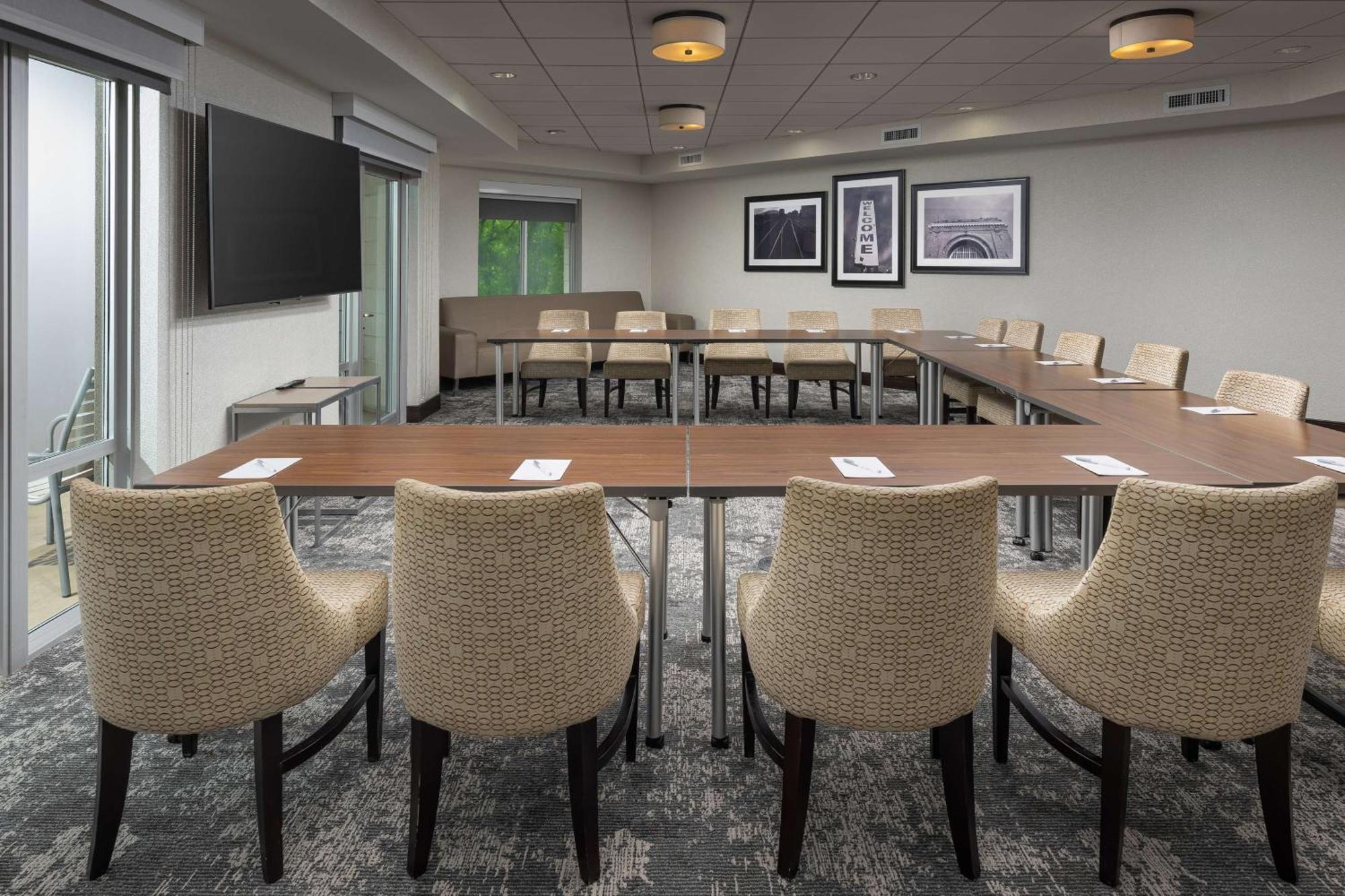 Hampton Inn & Suites Chattanooga Downtown Bagian luar foto