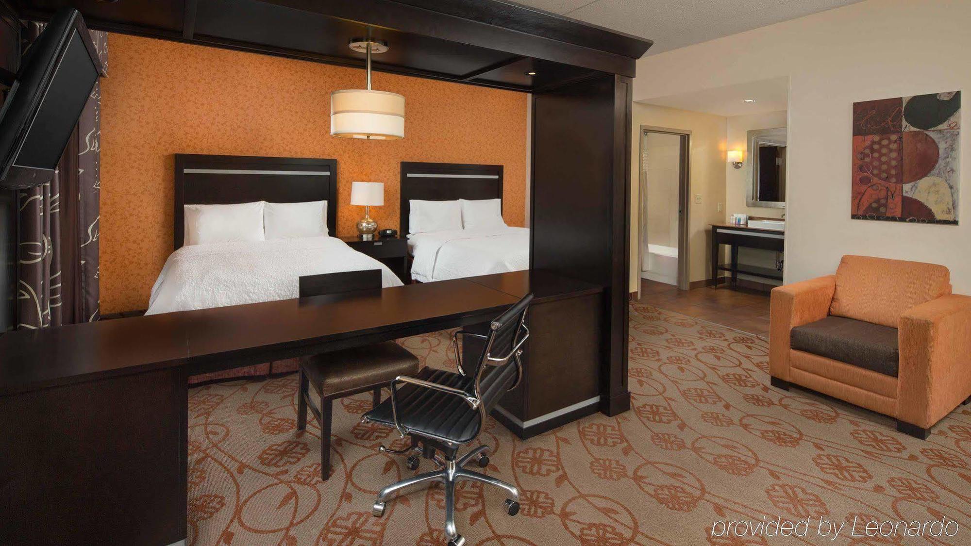 Hampton Inn & Suites Chattanooga Downtown Bagian luar foto